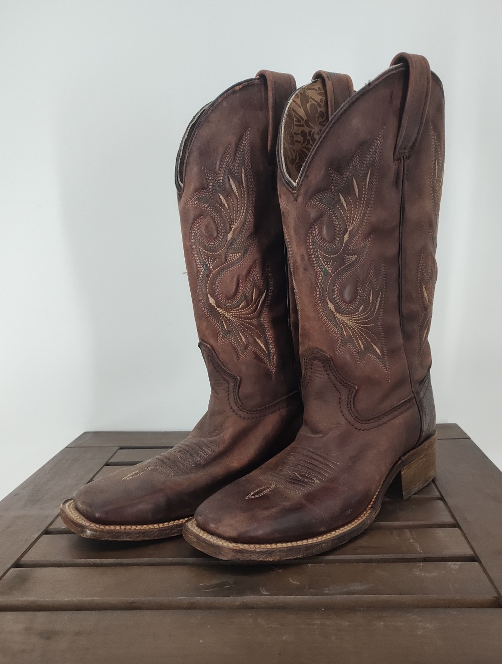 Corral Women's Brown Leather Western Cowboy Boots with Embroidery Size 6.5M